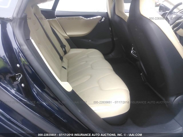 5YJSA1H16EFP49452 - 2014 TESLA MODEL S Մուգ կապույտ լուսանկար 8