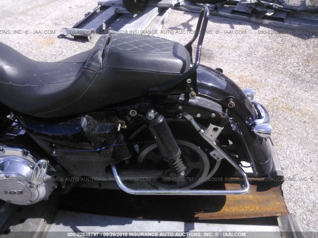 1HD1KHM13BB622033 - 2011 HARLEY-DAVIDSON FLTRX 黑色 照片 6