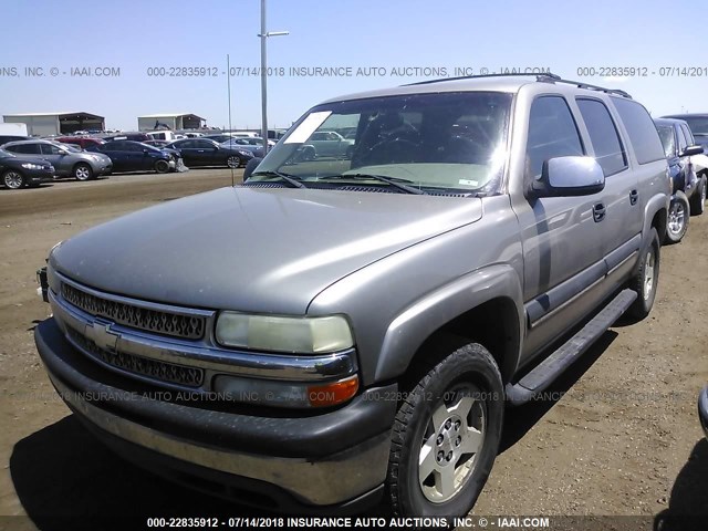 3GNEC16Z32G189905 - 2002 CHEVROLET SUBURBAN C1500 GOLD photo 2