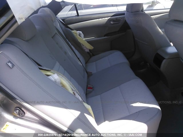 4T1BF1FK1HU402468 - 2017 TOYOTA CAMRY LE/XLE/SE/XSE GRAY photo 8