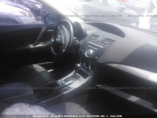 JM1BL1SF7A1265470 - 2010 MAZDA 3 I BLACK photo 5