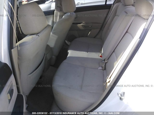 JM1BK12F481866672 - 2008 MAZDA 3 I WHITE photo 8