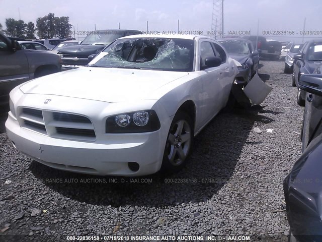 2B3KA43D19H517703 - 2009 DODGE CHARGER WHITE photo 2