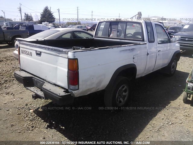 1N6HD16Y5RC320207 - 1994 NISSAN TRUCK KING CAB SE/KING CAB XE WHITE photo 4