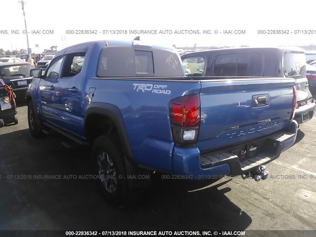 3TMAZ5CNXJM054662 - 2018 TOYOTA TACOMA DBL CAB/SR5/TRD SPORT/OR BLUE photo 3