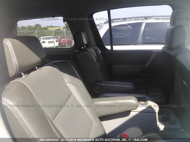 5N1AA08B65N737586 - 2005 NISSAN ARMADA SE/LE SILVER photo 8