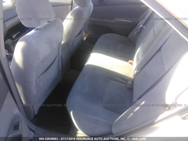 4T1BE32K04U875017 - 2004 TOYOTA CAMRY LE/XLE/SE 金色 照片 8