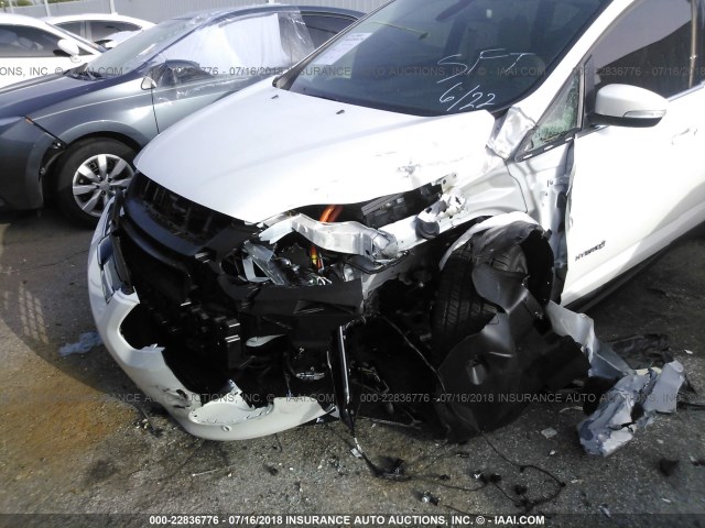 1FADP5DU3JL105497 - 2018 FORD C-MAX TITANIUM WHITE photo 6