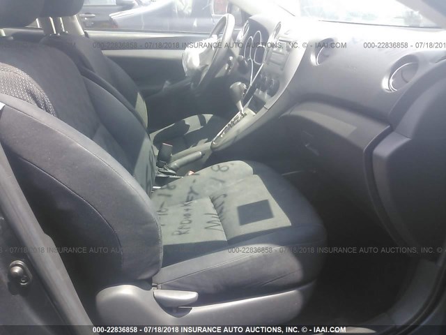 2T1KU40E99C040452 - 2009 TOYOTA COROLLA MATRIX  GRAY photo 5