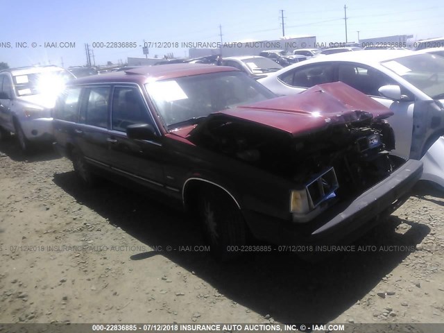 YV1FX8852F1001801 - 1985 VOLVO 745 GLE RED photo 1