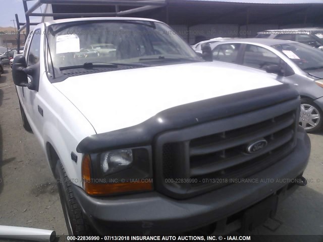 3FTSX30S1YMA52527 - 2000 FORD F350 SRW SUPER DUTY WHITE photo 6