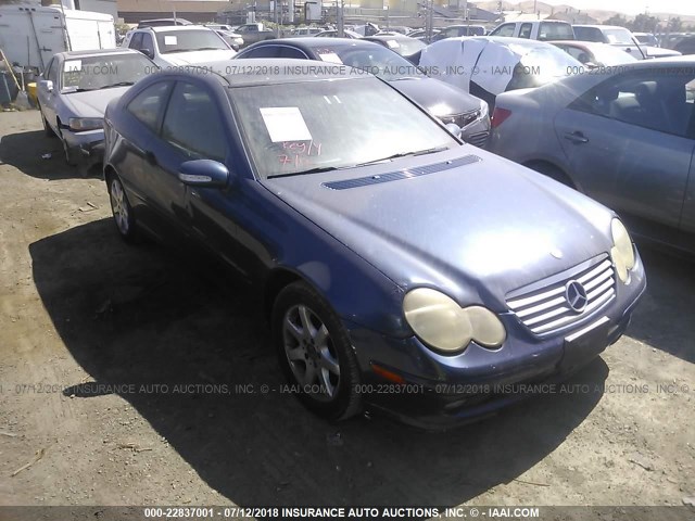 WDBRN47J42A239402 - 2002 MERCEDES-BENZ C 230K SPORT COUPE BLUE photo 1