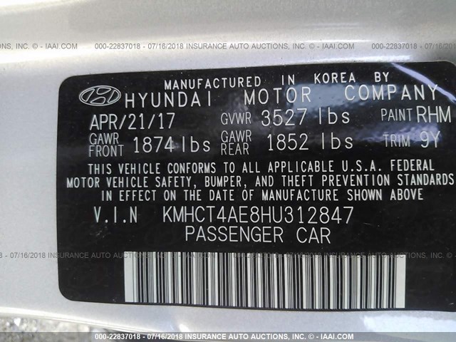 KMHCT4AE8HU312847 - 2017 HYUNDAI ACCENT SE SILVER photo 9