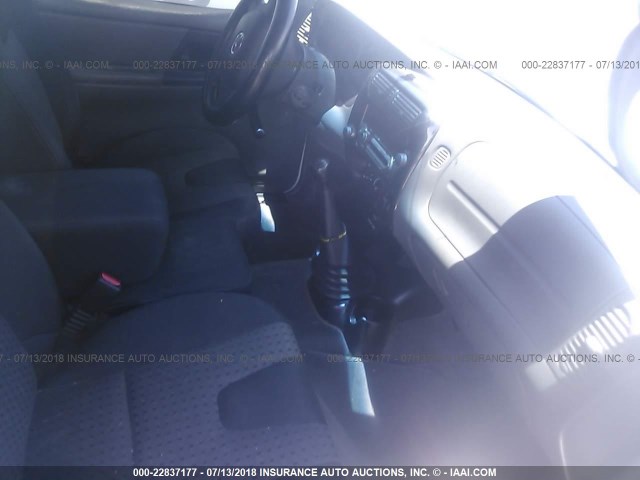 4F4YR12D14TM09893 - 2004 MAZDA B2300 WHITE photo 5