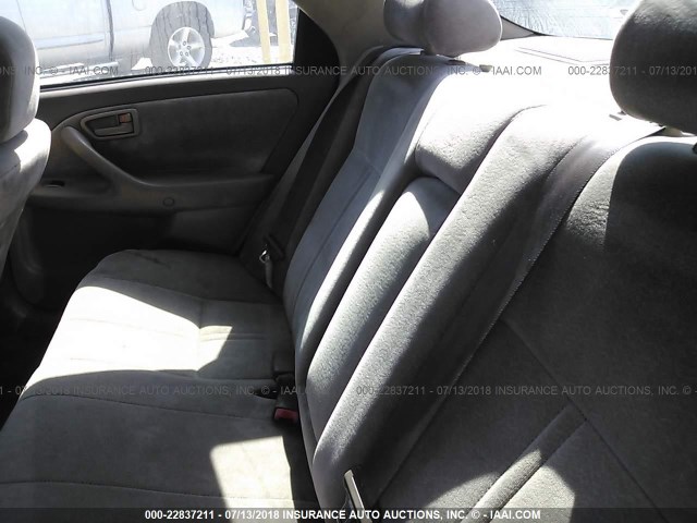 JT2BF28K5W0119270 - 1998 TOYOTA CAMRY LE/XLE GREEN photo 8