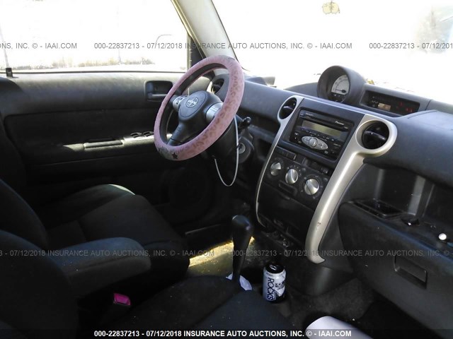 JTLKT324764125326 - 2006 TOYOTA SCION XB Ақ фото 5