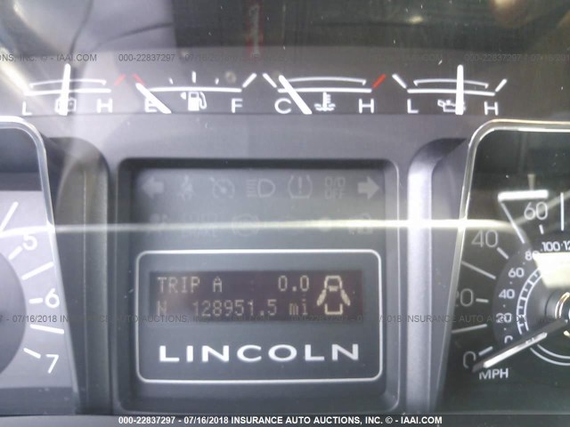 5LMFU27518LJ02910 - 2008 LINCOLN NAVIGATOR 黑色 照片 7