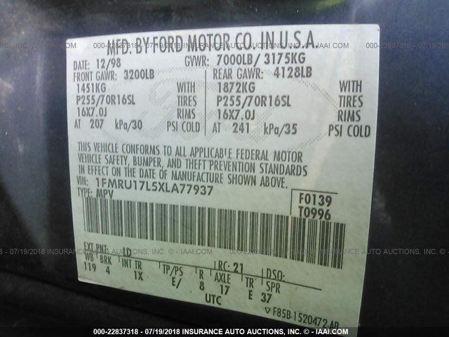 1FMRU17L5XLA77937 - 1999 FORD EXPEDITION BLUE photo 9