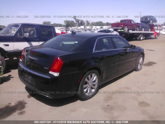 2C3CCARG2FH803637 - 2015 CHRYSLER 300 LIMITED BLACK photo 4