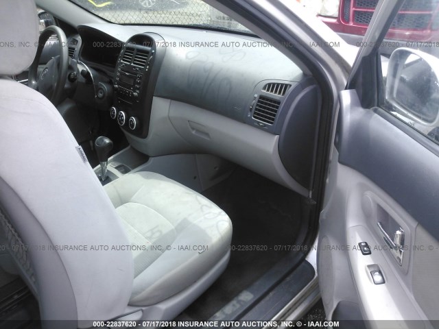 KNAFE221795652382 - 2009 KIA SPECTRA EX/LX/SX SILVER photo 5