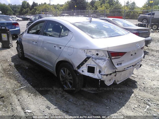 KMHD84LF6JU520498 - 2018 HYUNDAI ELANTRA SEL/VALUE/LIMITED SILVER photo 3