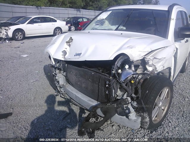 1J8FT47W67D181099 - 2007 JEEP COMPASS WHITE photo 6