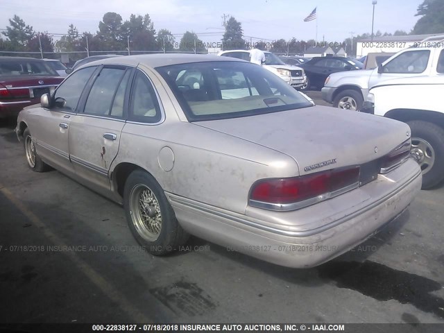 2FALP74W5VX106880 - 1997 FORD CROWN VICTORIA LX GOLD photo 3