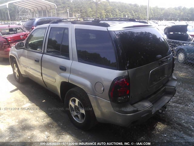 1GNDT13S332194681 - 2003 CHEVROLET TRAILBLAZER  GRAY photo 3