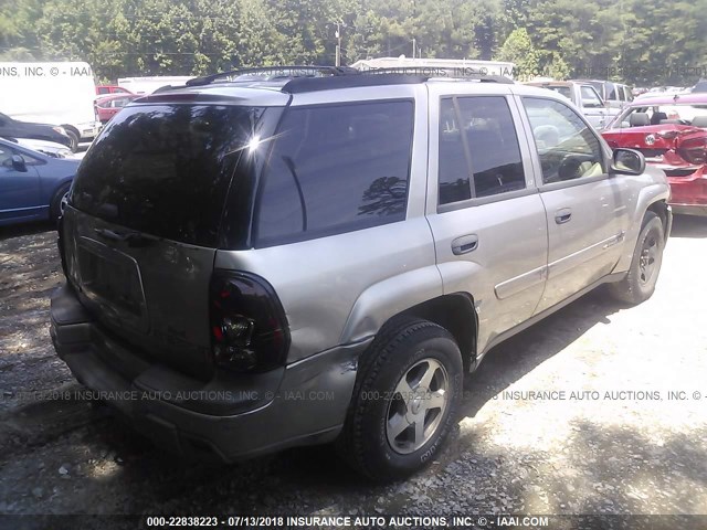 1GNDT13S332194681 - 2003 CHEVROLET TRAILBLAZER  GRAY photo 4