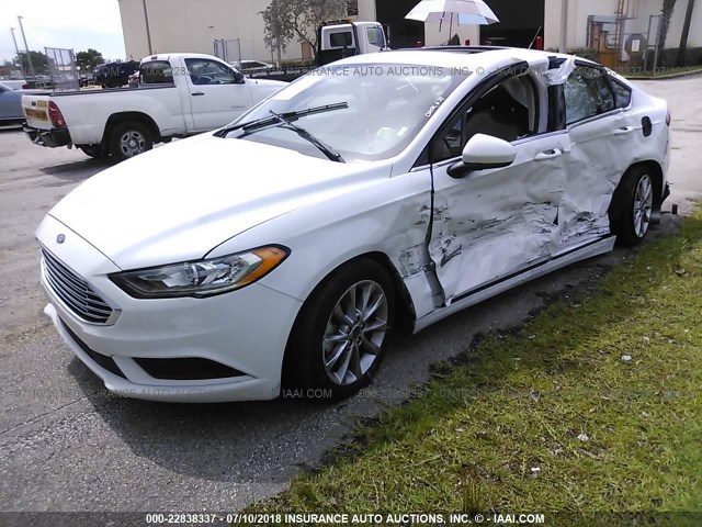 3FA6P0LU7HR278514 - 2017 FORD FUSION SE HYBRID WHITE photo 2