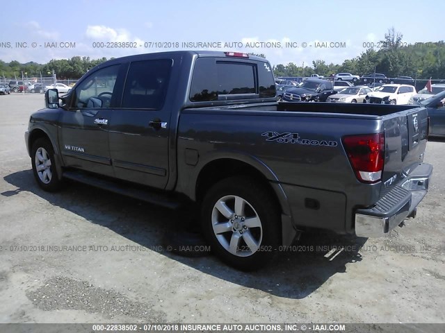 1N6AA07C38N310818 - 2008 NISSAN TITAN XE/SE/LE/PRO-4X GRAY photo 3