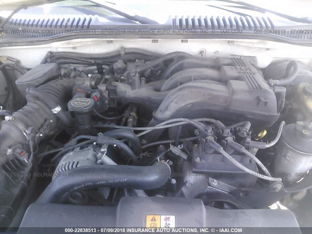 1FMDU75K74ZA05332 - 2004 FORD EXPLORER LIMITED 白色 照片 10