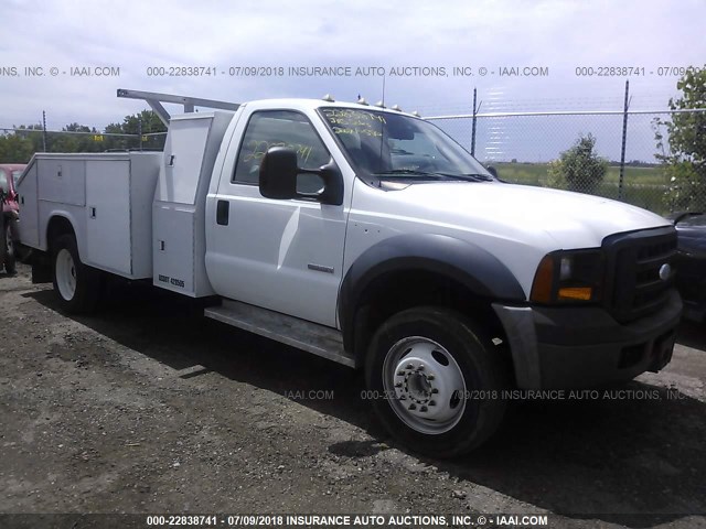 1FDAF56P37EA03861 - 2007 FORD F550 SUPER DUTY WHITE photo 1