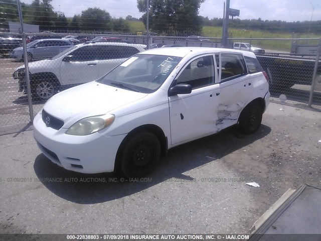 2T1KR32E13C043779 - 2003 TOYOTA COROLLA MATRIX XR WHITE photo 2