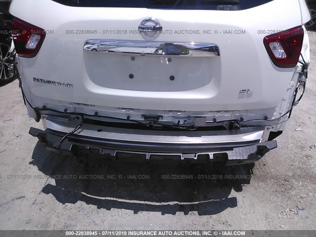 5N1DR2MN7JC635575 - 2018 NISSAN PATHFINDER S/SV/SL/PLATINUM 白色 照片 6