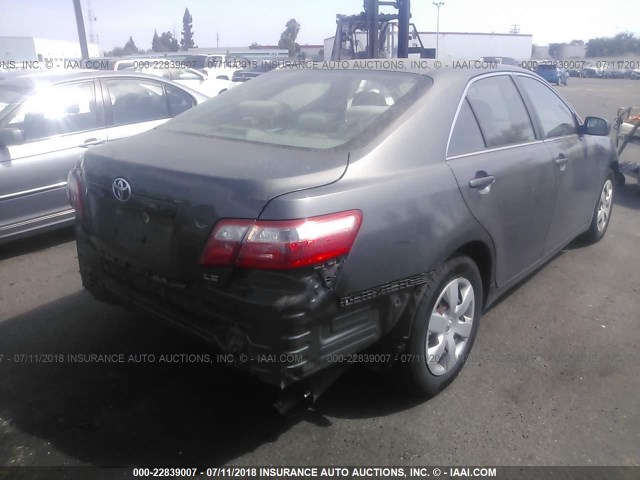 4T4BE46K49R077486 - 2009 TOYOTA CAMRY SE/LE/XLE ნაცრისფერი ფოტო 4