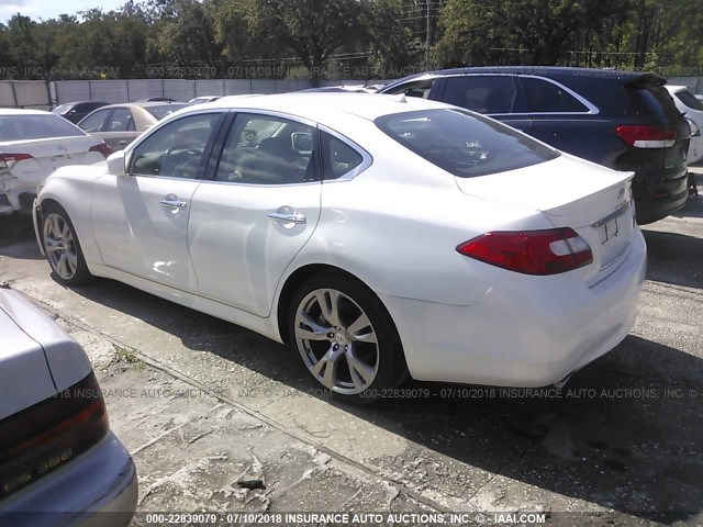 JN1AY1AP8BM520055 - 2011 INFINITI M56 WHITE photo 3