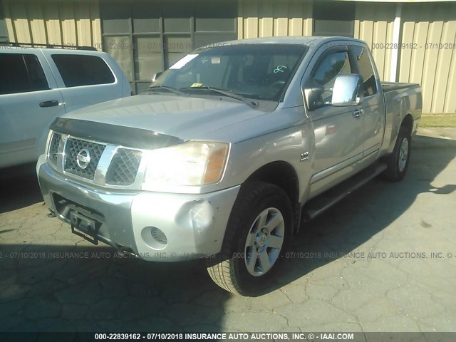 1N6AA06BX4N552895 - 2004 NISSAN TITAN XE/SE/LE SILVER photo 2