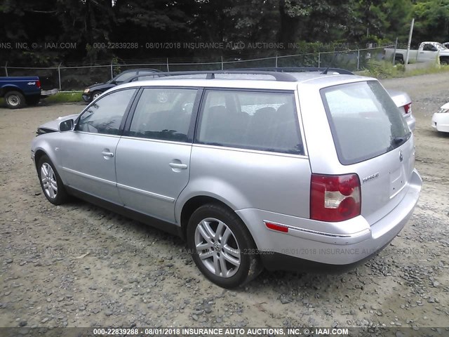 WVWYH63B94E018033 - 2004 VOLKSWAGEN PASSAT GLX 4MOTION SILVER photo 3