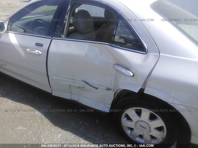 1LNHM86S14Y626528 - 2004 LINCOLN LS 白色 照片 6