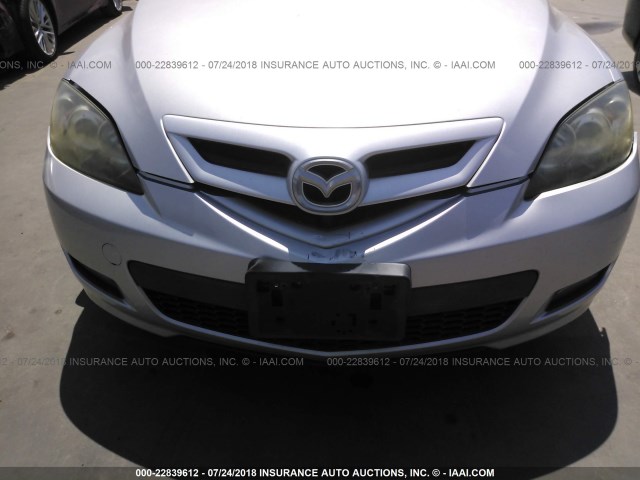 JM1BK143271729800 - 2007 MAZDA 3 HATCHBACK GRAY photo 6
