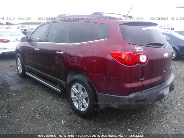 1GNKVGED9BJ160381 - 2011 CHEVROLET TRAVERSE LT MAROON photo 3