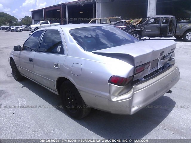 4T1BG22K2VU803323 - 1997 TOYOTA CAMRY CE/LE/XLE Champagne photo 3