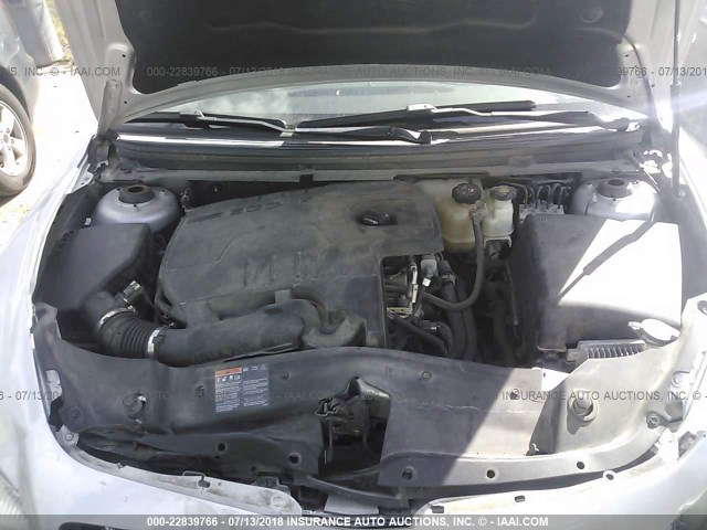 1G1ZC5E01CF291185 - 2012 CHEVROLET MALIBU 1LT SILVER photo 10