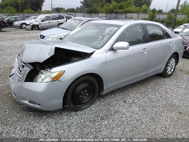 4T1BE46K27U143492 - 2007 TOYOTA CAMRY NEW GENERAT CE/LE/XLE/SE SILVER photo 2