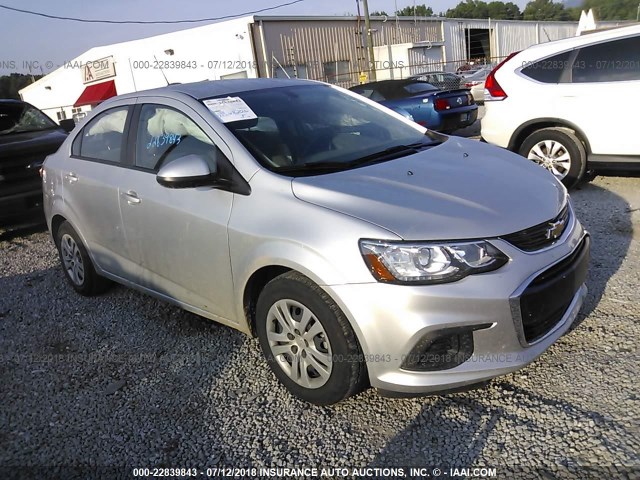 1G1JB5SH6J4112223 - 2018 CHEVROLET SONIC LS 银色 照片 1