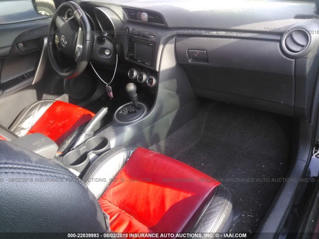 JTKJF5C70C3042088 - 2012 TOYOTA SCION TC 黑色 照片 5
