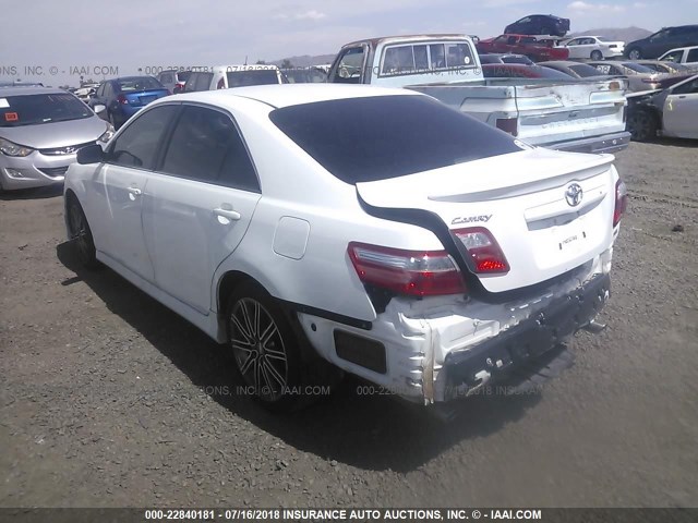 4T1BK46K47U531042 - 2007 TOYOTA CAMRY NEW GENERAT LE/XLE/SE WHITE photo 3