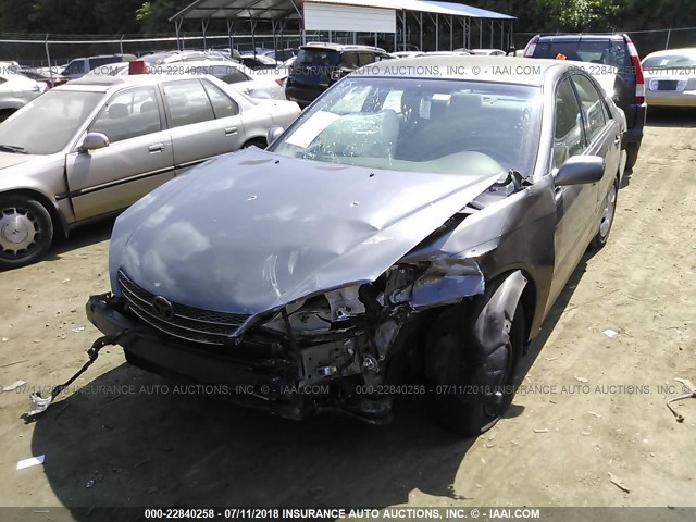 4T1BE32K33U706379 - 2003 TOYOTA CAMRY LE/XLE/SE GRAY photo 2