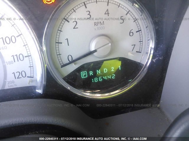 1A8HW58N18F132278 - 2008 CHRYSLER ASPEN LIMITED GRAY photo 7